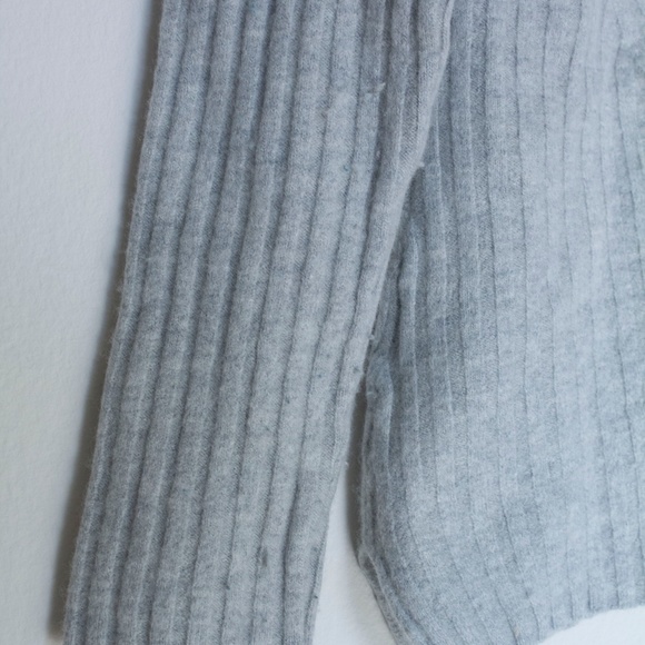 Babaton Aritzia fitted light grey wool sweater - Picture 2 of 5
